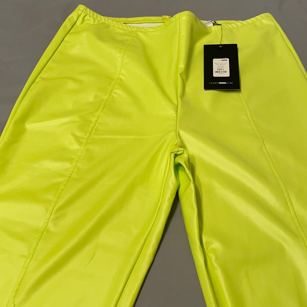 Fashionnova stay or leave high rise leggings